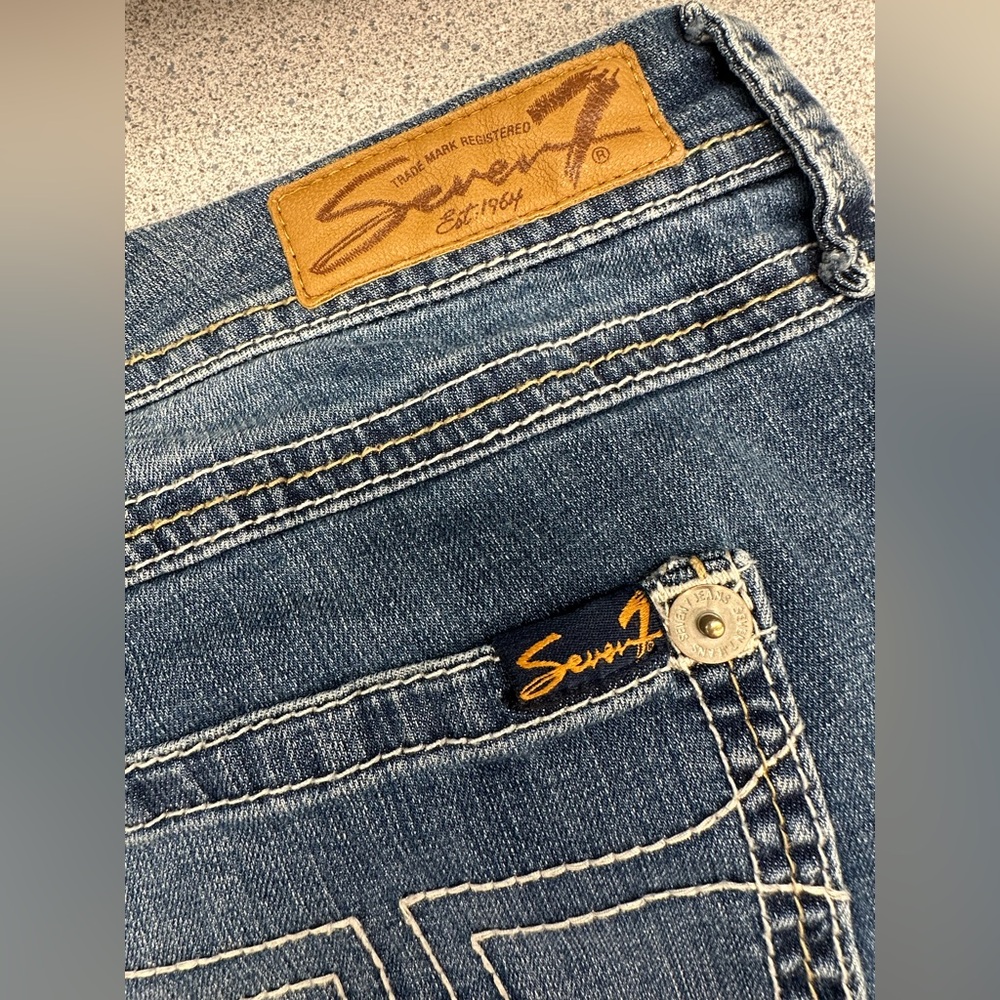 Seven 7 Classic Blue Denim Jeans CROP CAPRI